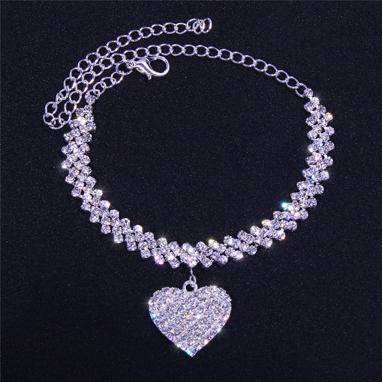 Bracelet de Cheville Cœur en Strass – Élégance et Brillance Féminine